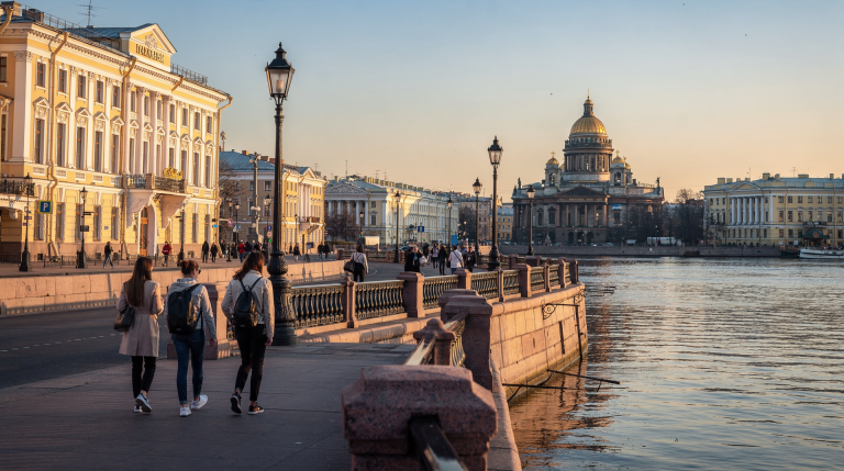 В каком районе Санкт-Петербурга лучше остановиться для прогулок и музеев